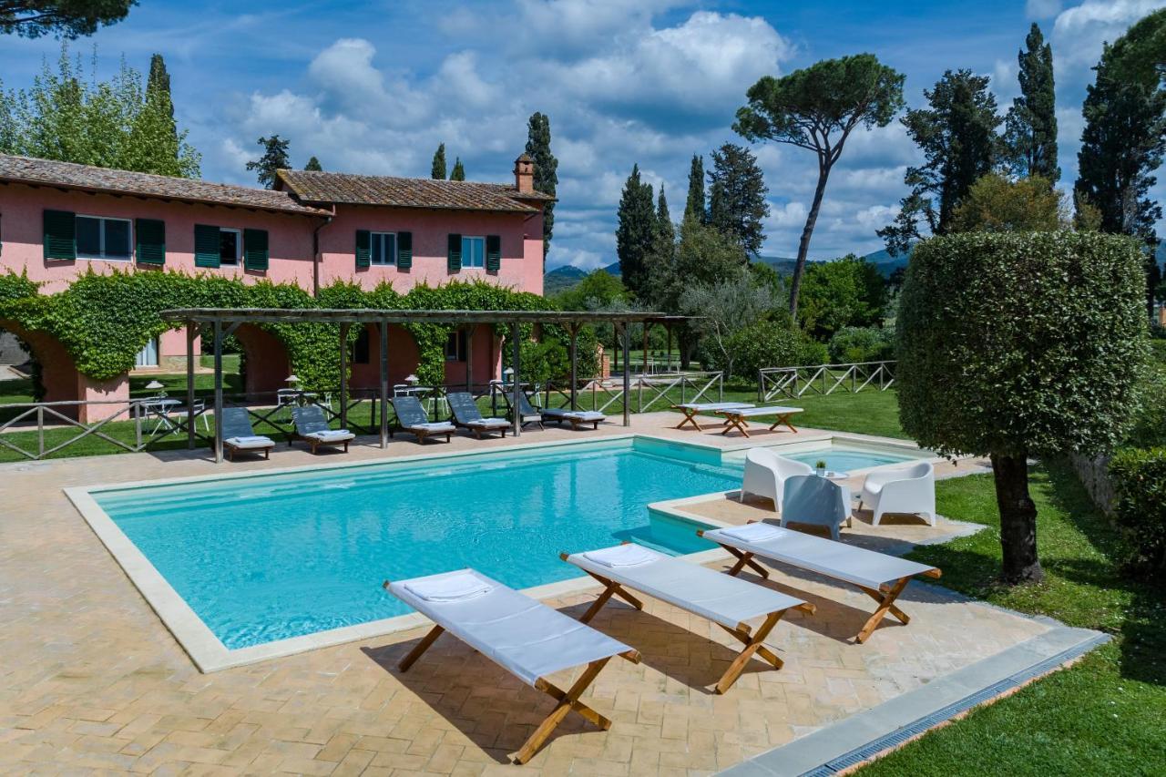 Braccagni Le Versegge Resort מראה חיצוני תמונה