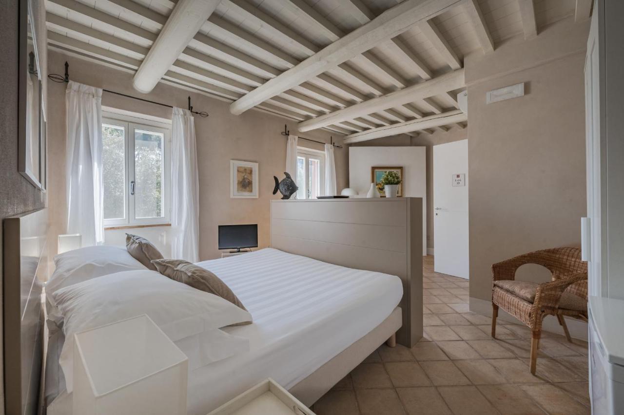 Braccagni Le Versegge Resort מראה חיצוני תמונה