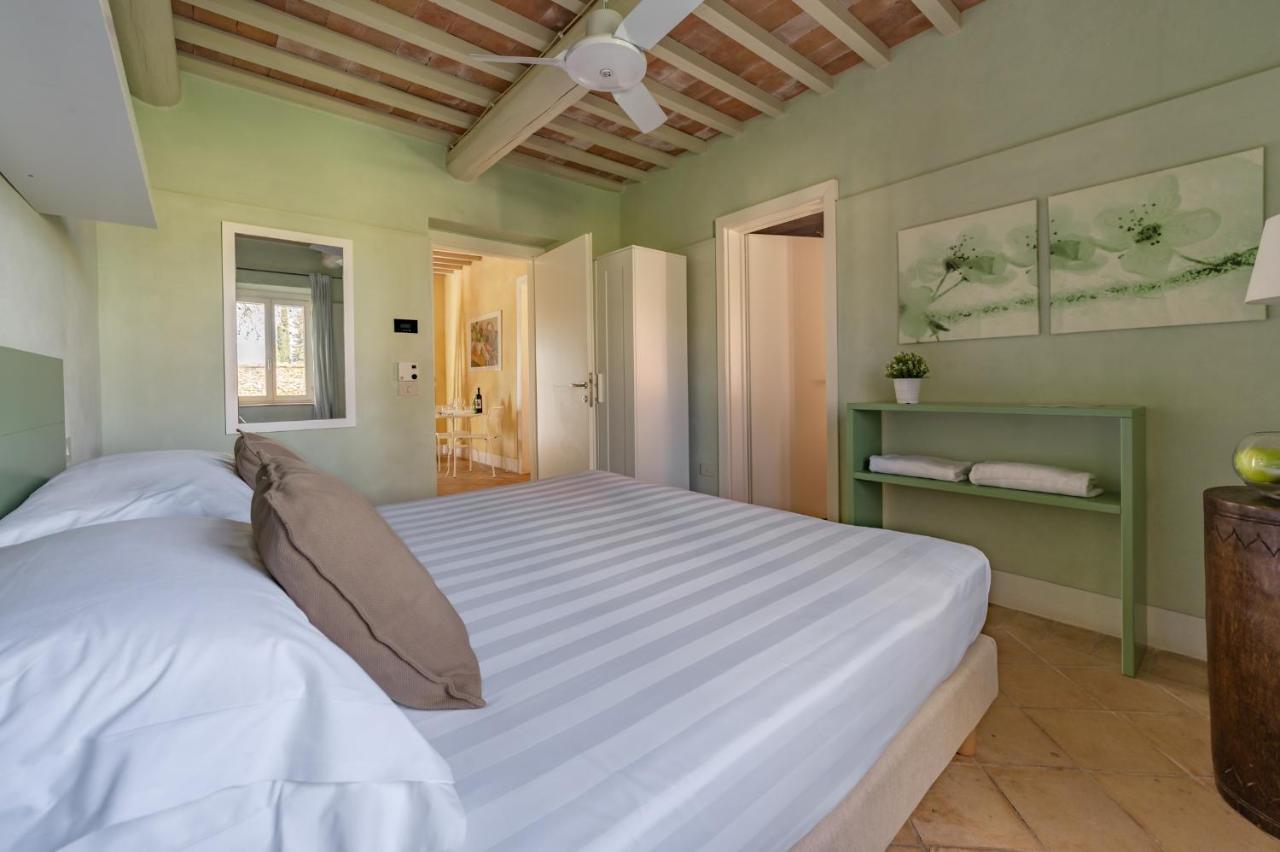 Braccagni Le Versegge Resort מראה חיצוני תמונה
